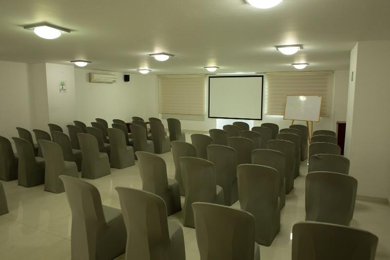 Hotel Buena Vista Express บูการามังกา ภายนอก รูปภาพ